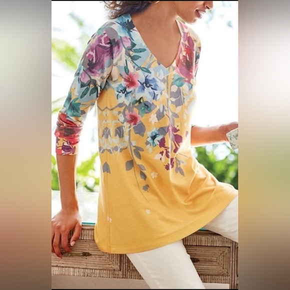 Soft Surroundings Sweaters - Soft Surroundings Yellow Floral V_ Neck Sweater Size S